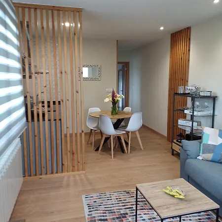 Casa Da Ponte דירה לוביוס